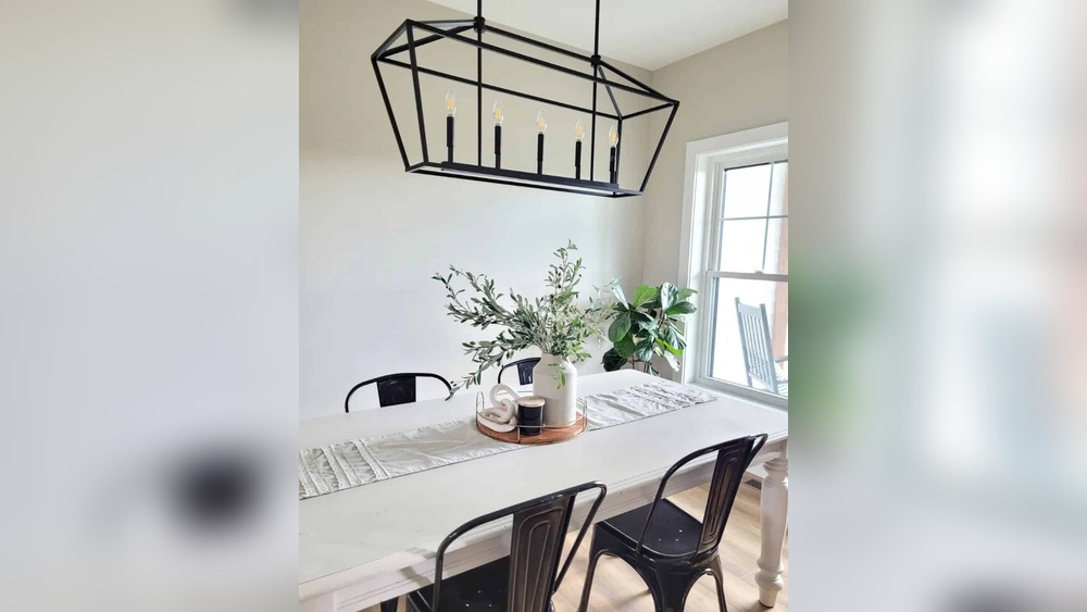 Farmhouse Dining Table Decor