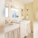 How to Decorate a Yellow Bathroom