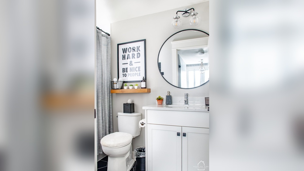 How to Decorate an Office Bathroom