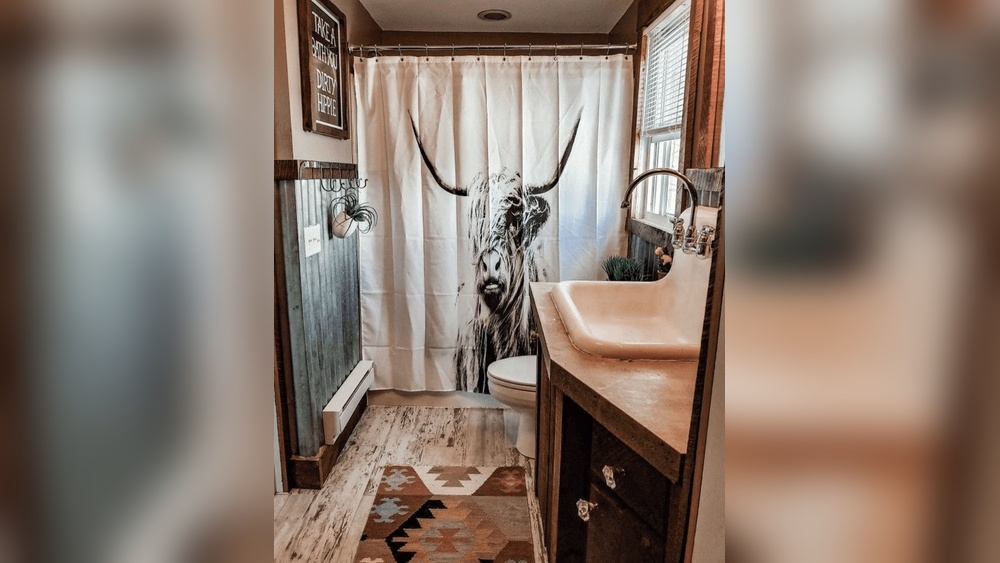 Western Bathroom Decor