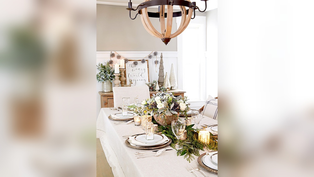 Xmas Decorations for Dining Table