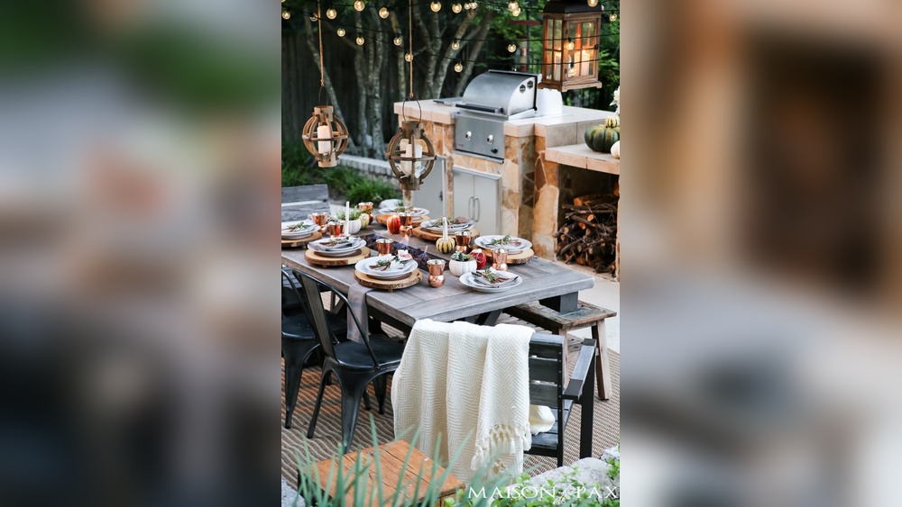 How to Decorate a Deck Dining Table for Fall