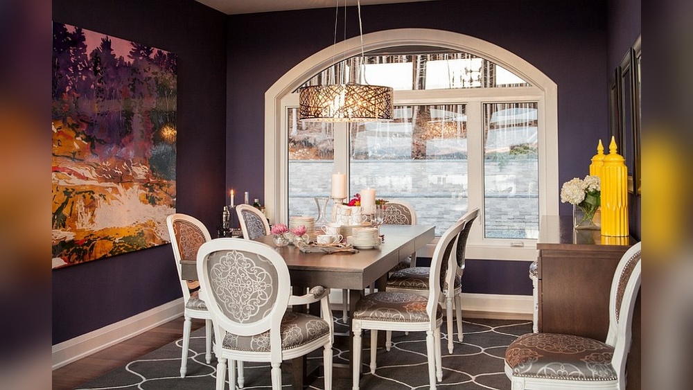 How to Decorate a Purple Dining Room