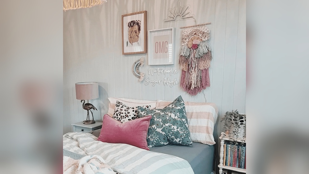 How to Decorate a Tweens Bedroom