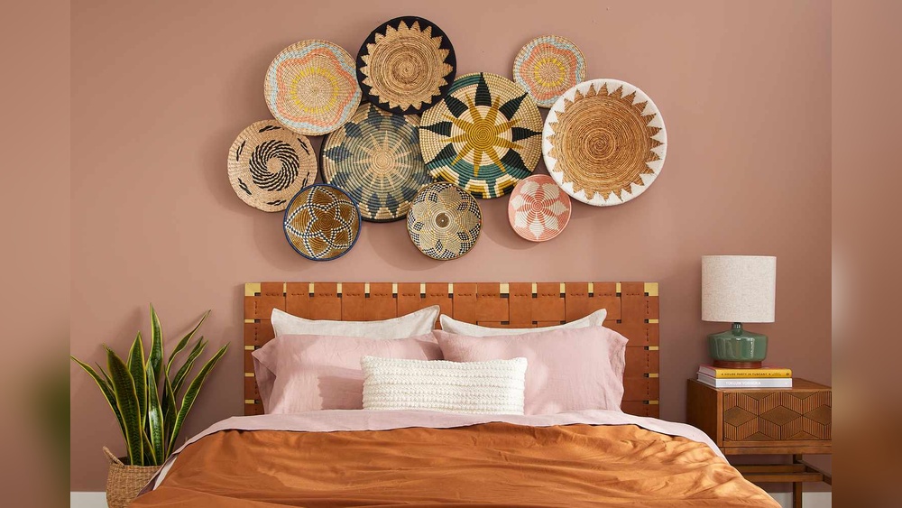 How to Decorate Bedroom Side Walls