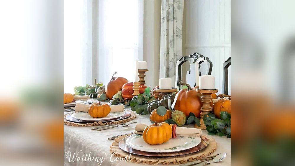 How to Decorate My Dining Room Table for Thanksgiving