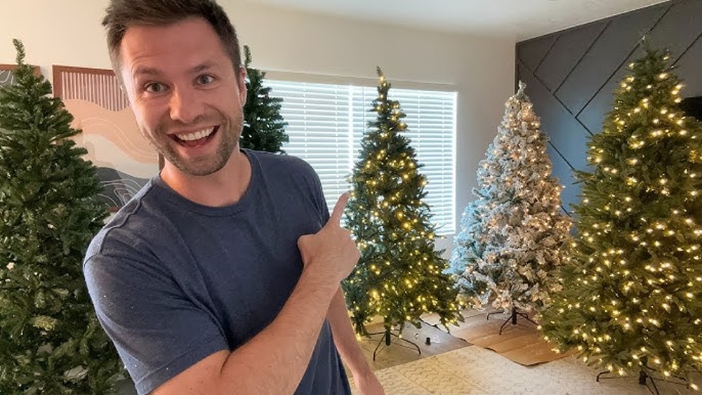 Best Artificial Pre-Lit Christmas Tree Reviews