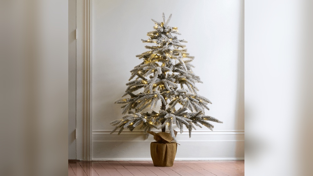 Best Artificial Tabletop Christmas Trees