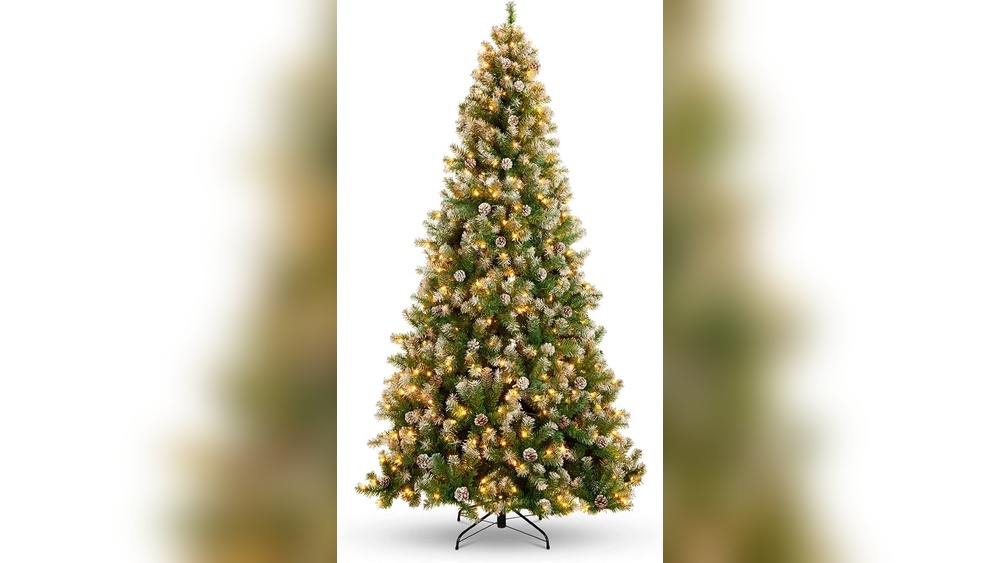 Best Pre-Lit Artificial Christmas Tree