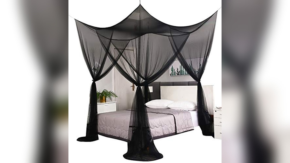 Canopy Bed With Fabric
