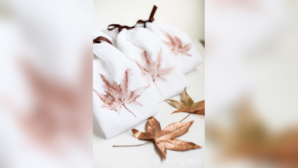Centerpieces With Kitchen Towels