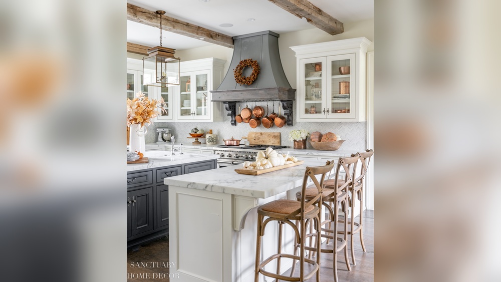 Farmhouse Kitchen Centerpieces
