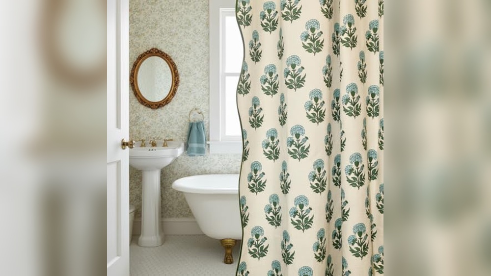 Grandmillennial Bathroom Decor