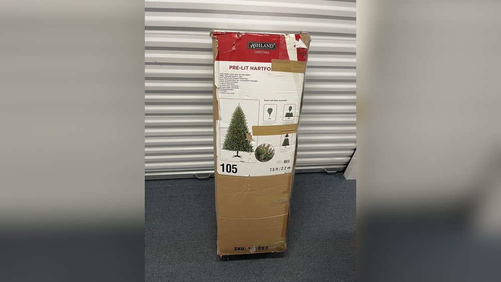 How to Assemble Pre-Lit Full Hartford Pine Artificial Christmas Tree