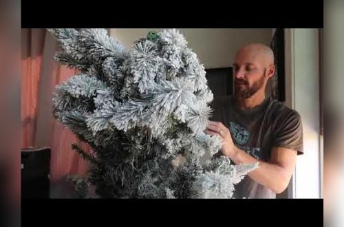 How to Clean a Flocked Artificial Christmas Tree