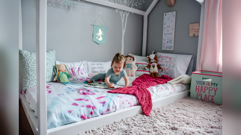How to Decorate a 1 Year Old Bedroom