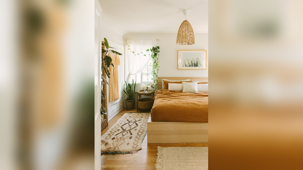 How to Decorate a Couples Bedroom
