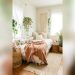 How to Decorate a Small Bedroom With a Queen Bed