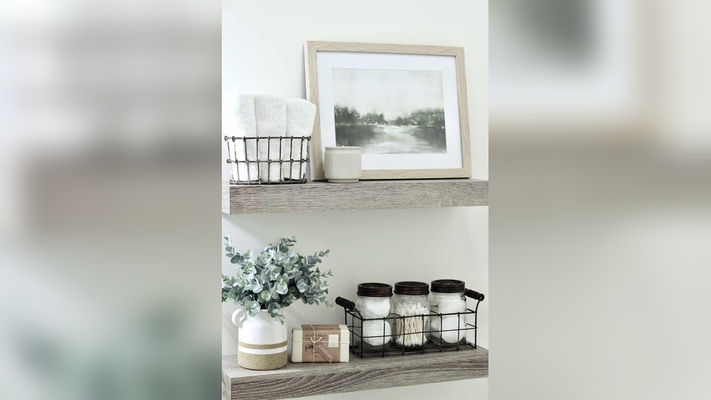 How to Decorate Bathroom Floating Shelves