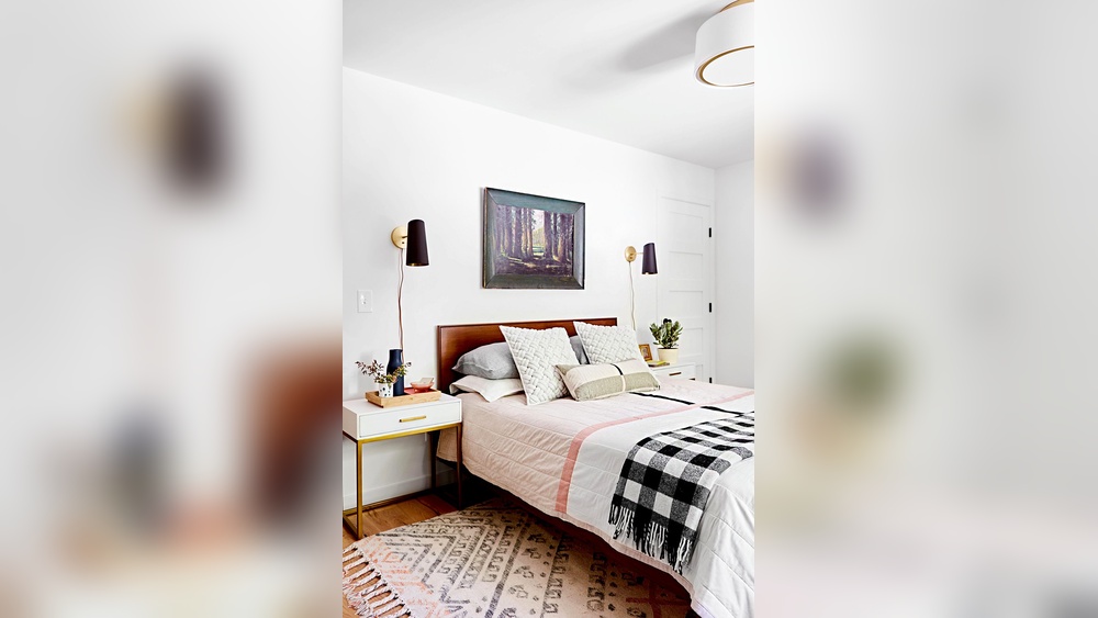How to Decorate Bedroom in Low Budget