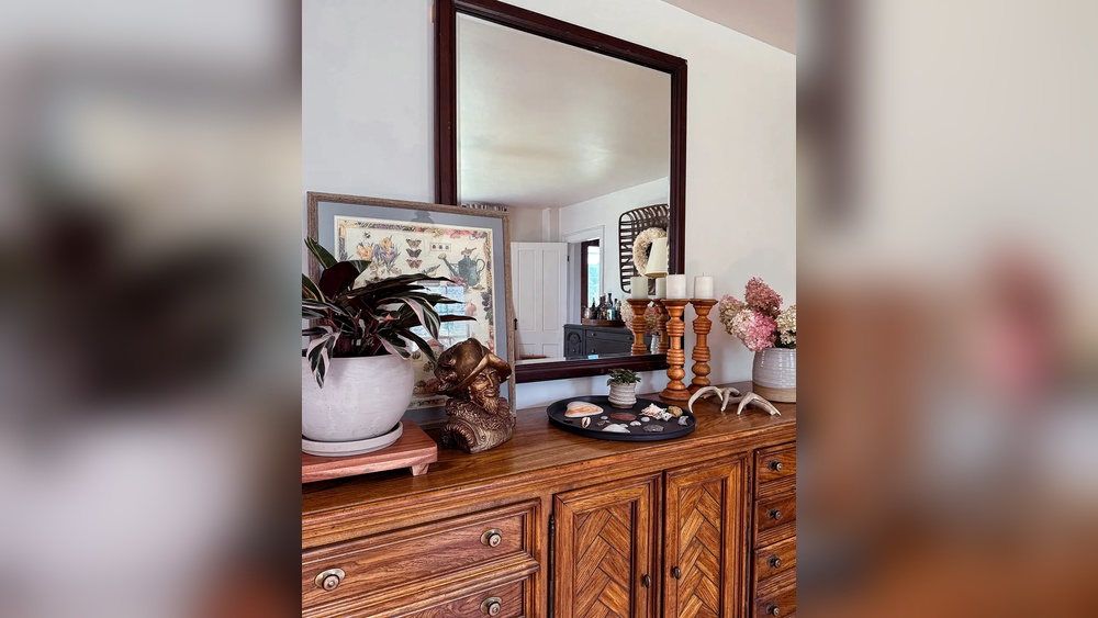 How to Decorate Dining Room Without Buffet Table