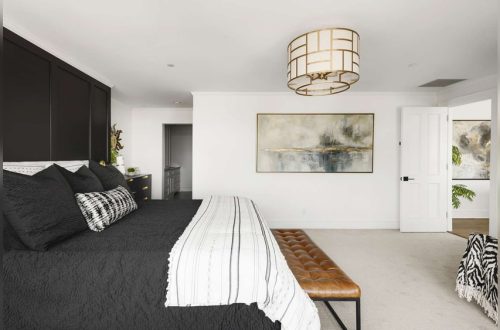 How to Decorate Long Wall in Bedroom
