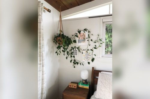 How to Decorate the Corner of a Bedroom