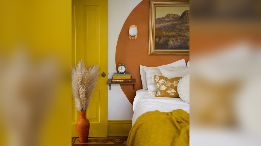How to Decorate Yellow Bedroom
