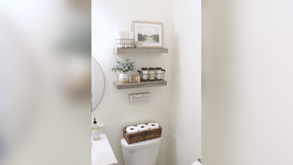 How to Decorate Your Bathroom Shelves