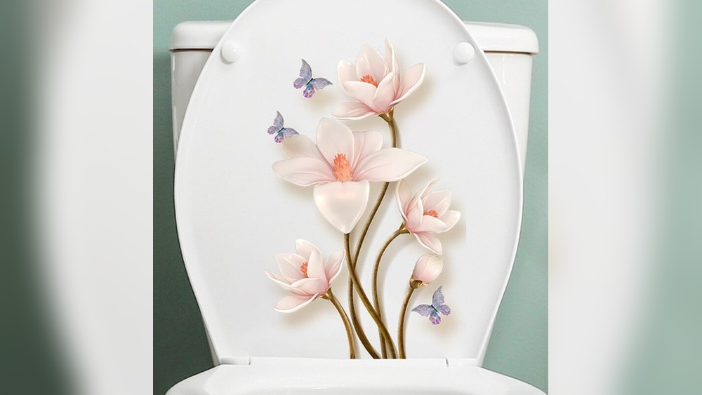 How to Decorate Your Bathroom With Bird Photos