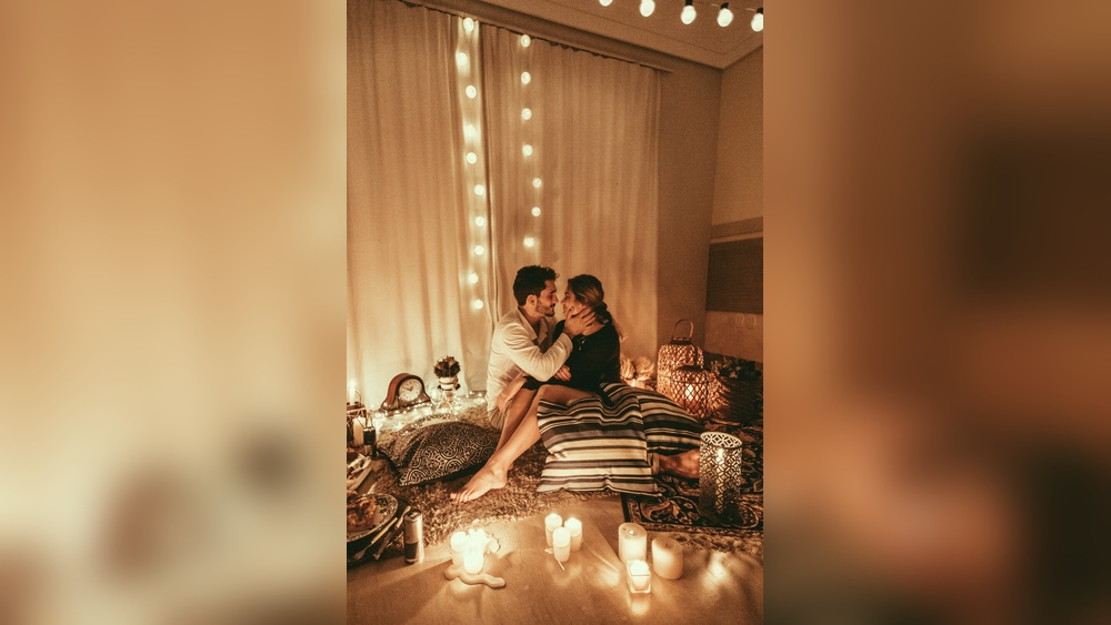 How to Decorate Your Bedroom for a Romantic Night