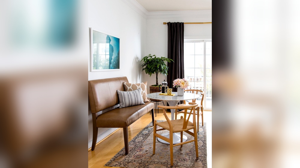 How to Decorate Your Small Dining Room