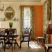 How to Decorating a Traditional Dining Room in Orange