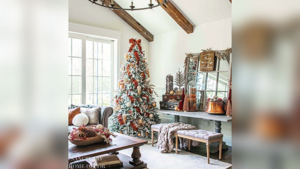 How to Flock a Artificial Christmas Tree at Home