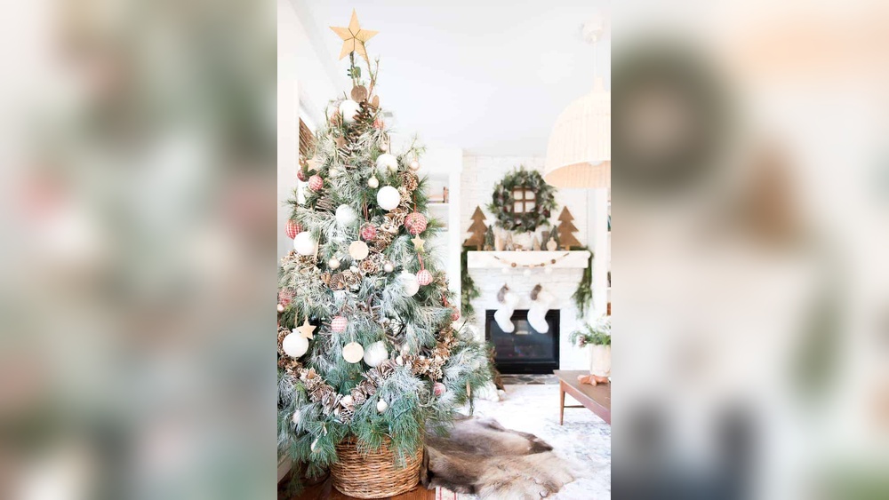 How to Put an Artificial Christmas Tree in a Basket