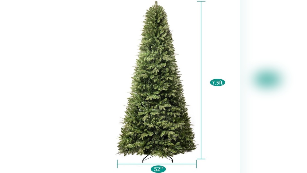 How to Reshape an Artificial Lucas Pine Christmas Tree