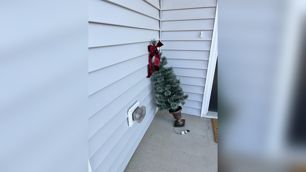 How to Weigh down Artificial Christmas Tree