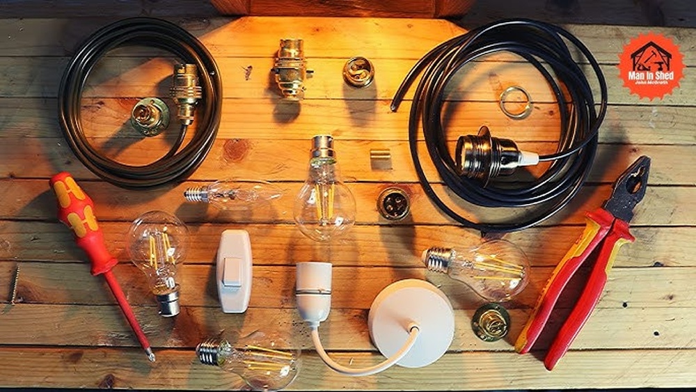 How to Wire a Table Lamp Fitting