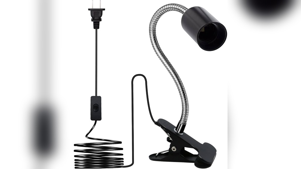How to Wire a Table Lamp Holder
