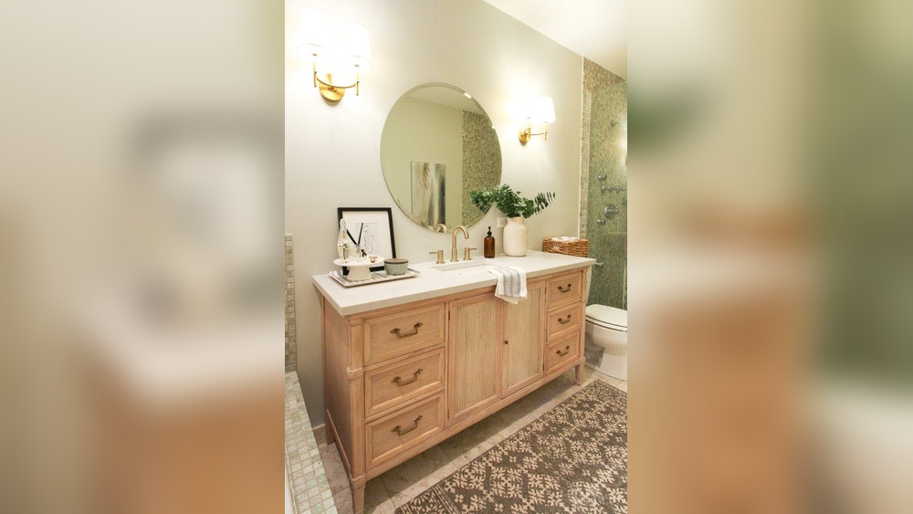 How To.Decorate Bathroom
