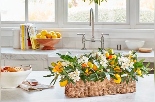 Kitchen Flower Centerpieces