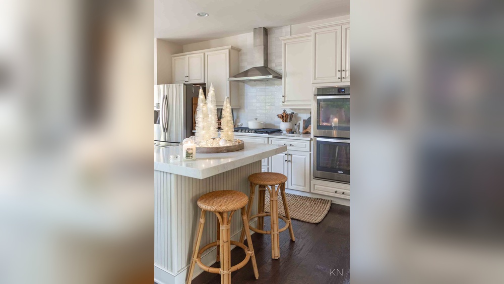 Kitchen Island Candle Centerpiece