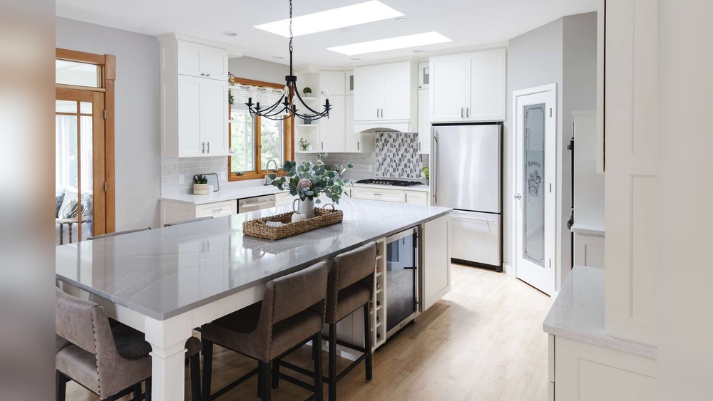 Kitchen Island Centerpieces