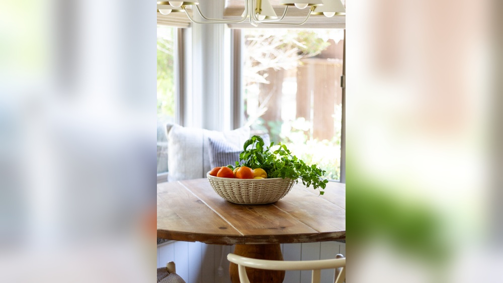Kitchen Table Bowl Centerpieces