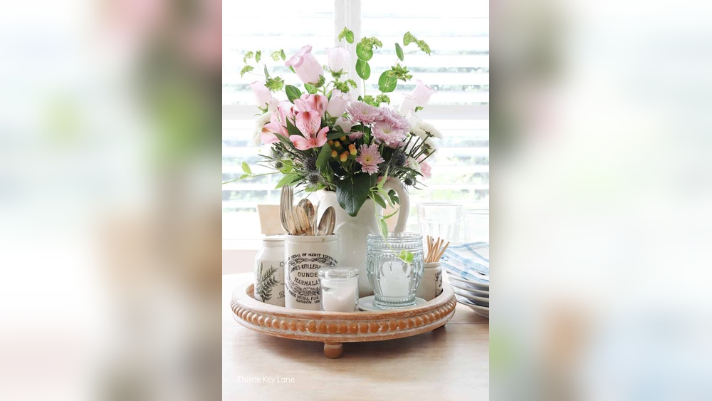 Kitchen Table Centerpiece Images