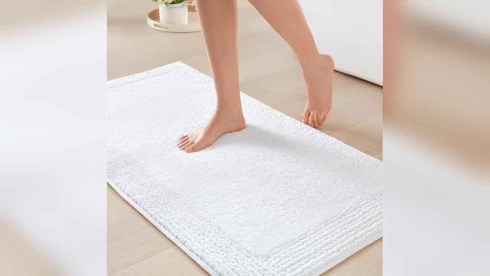 Luxury Bathroom Rugs