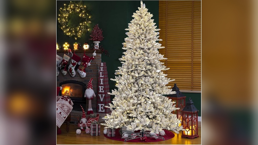 What is a Flocked Artificial Christmas Tree