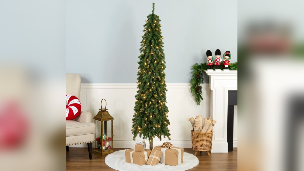 What is a Green Grand Artificial Christmas Tree