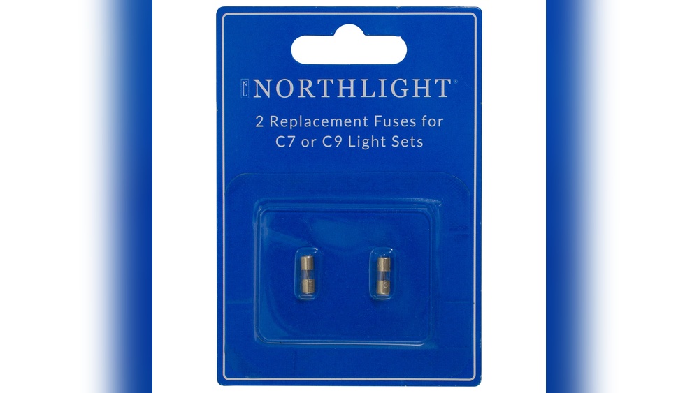 Why Does a String of Christmas Lights Ha 2 Fuses